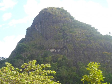 PEDRA DO CRUZEIRO DE SANTA LUZIA